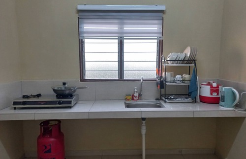 Shah Alam House | DC Garden Homestay 6 with Netflix, WiFi & Private Balcony in Shah Alam