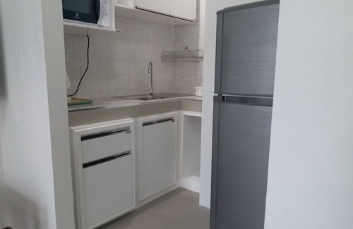 Bang Phlat Hotel | Budget-Friendly DD Garden Apartment 2 with Breakfast & Kitchen