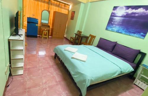 Rangsit House | Budget-Friendly DD Mansion: Pet Friendly & Family Amenities