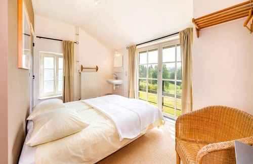 Voeren House | Discover De Appelgaard: Pet-Friendly with Family Amenities