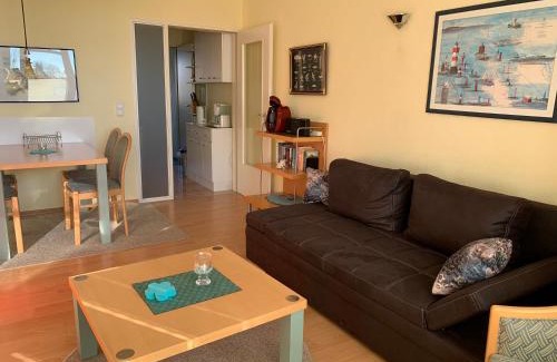 Dorumer Neufeld Apartment | Oceanfront Bliss at de Bülk: Pet-Friendly & Family Fun