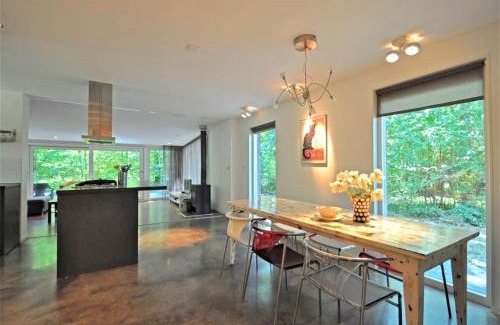 Zorgvlied House | Discover De Boomklever: Top-Rated Pet-Friendly Retreat
