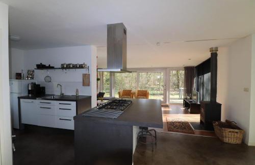 Zorgvlied House | Discover De Boomklever: Top-Rated Pet-Friendly Retreat