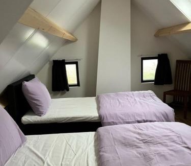 Klaaswaal Bed & Breakfast | Cozy De Danser 2: Family-Friendly Stay with Breakfast