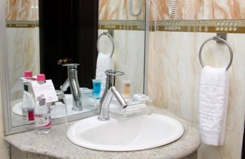 Port Harcourt Hotel | Experience De Edge Hotel: Family-Friendly Relaxation Awaits
