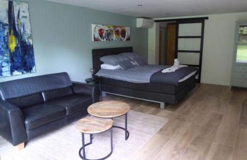 Swalmen Bed & Breakfast | Discover De Eppenbeek: Oceanfront Bliss & Top-Rated Stay