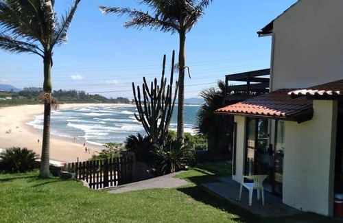 Gamboa Apartment | Oceanfront Retreat at De Frente Para o Mar da Gamboa