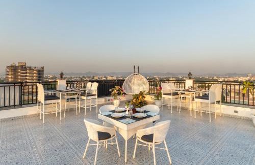 Gayariawas Hotel | Discover Premium Comfort at Staycation Udaipur