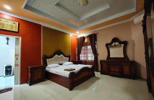 North Cirebon House | Discover De Hanami Homestay Setrayasa: Pet-Friendly Retreat
