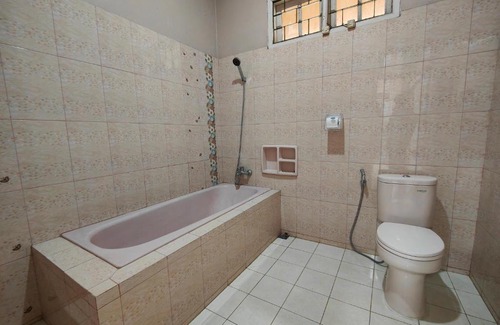 North Cirebon House | Discover De Hanami Homestay Setrayasa: Pet-Friendly Retreat
