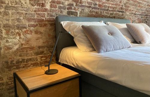 Utrecht City Center Hotel | Outstanding Stays at De Hoendervorst - Guest Rated 10/10