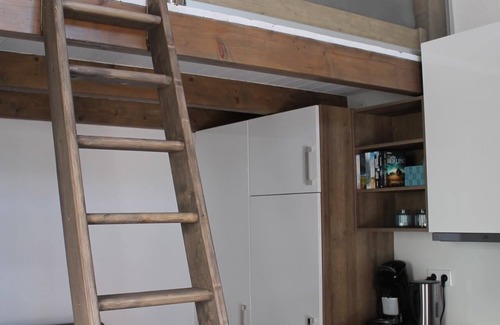 Borkum Apartment | De Hunk: Cozy Apartment in Town Center with Ocean View