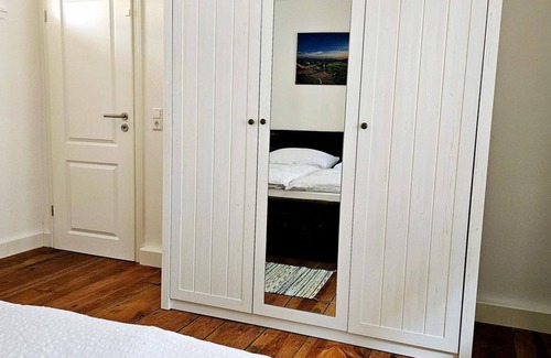 Ilbesheim Bed & Breakfast | Relaxing Ocean View Retreat at Weingut Gästehaus Hechtmann