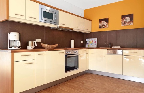 Insel Poel Apartment | Cozy Ringelseal Apartment with Harbor View & Spa Access
