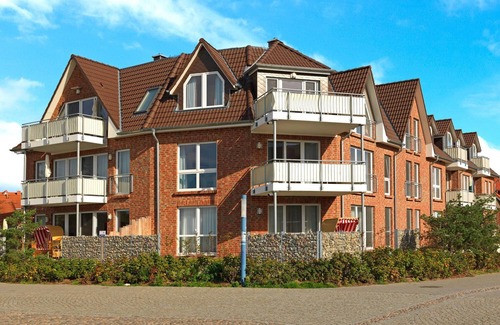 Insel Poel Apartment | Oceanfront Escape: SEEANEMONE with Harbor View Awaits!
