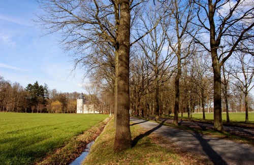 Westmalle Hotel | Discover De Kasteelhoeve: 4-Star Hotel with Top Amenities