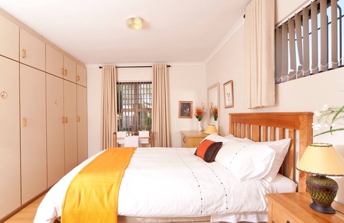 Trawal Apartment | De Keurboom Guesthouse