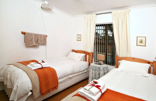 Trawal Apartment | De Keurboom Guesthouse