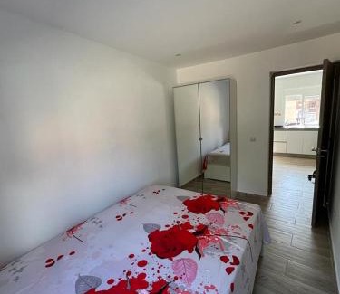 Mieres del Camino Apartment | Pet-Friendly Retreat at De la Cuenca Mieres II