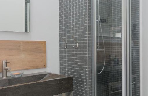 Lent Bed & Breakfast | Relaxing Retreat at De Lentehof with Pool & Hot Tub