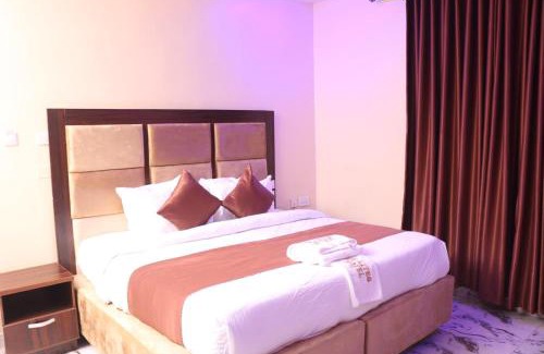 Asaba Hotel | De-Lites Hotel