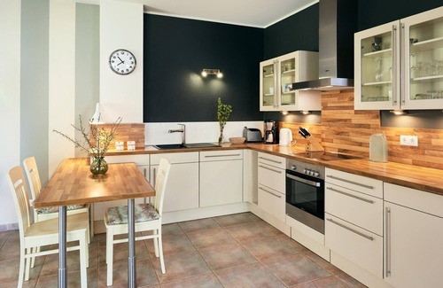 Rugen Island Apartment | Relaxing Ferinewohnung 1 - Oceanfront Retreat with Sauna