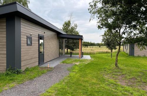 Blesdijke Bed & Breakfast | Coastal Retreat at De Markestee with Ocean View & Pool