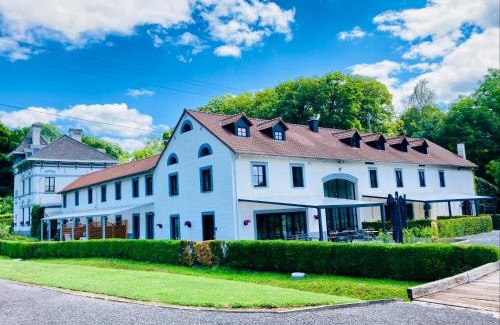 's-Gravenvoeren Bed & Breakfast | Oceanfront Escape at De Molenhoeve - Rated 9.4/10!