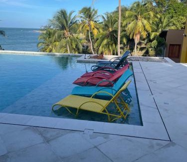 Paracuru Hotel | Oceanfront Bliss at De Olho no Mar in Paracuru