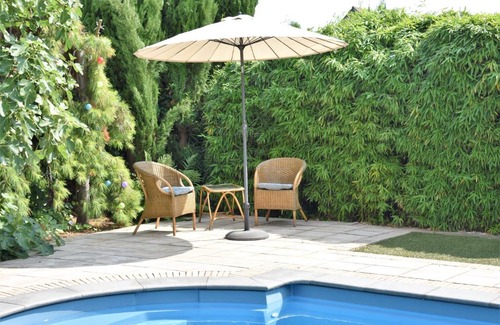 Beek Bed & Breakfast | De Oude Limonadefabriek: Rated 9.4 with Oceanfront Views