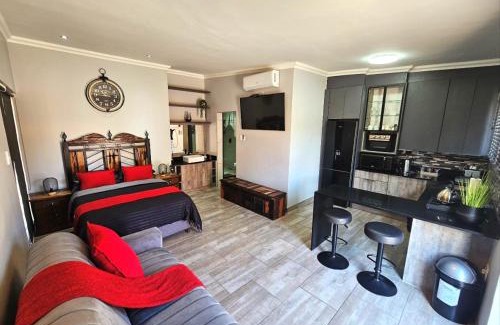 Kimberley House | Unforgettable Stay at De Oude Sleeper Inn - Family & Pet Friendly