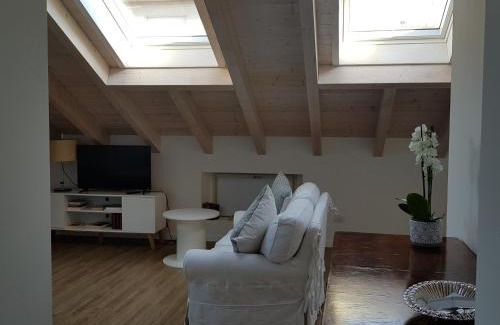 Busto Arsizio House | Family-Friendly DE PIANTE GUEST with 9.4/10 Rating