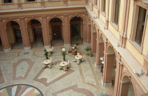 Ferrara Historic Centre Apartment | Pet-Friendly De Prati Apartment Borsa in Ferrara's Heart