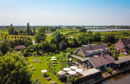 Nieuwveen House | Pet-Friendly De Sfeerstal: Highly Rated Comfort Awaiting You