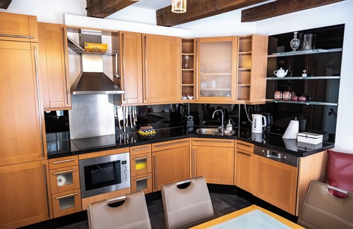 Binnenstad Apartment | De Soeten Inval: Pet-Friendly Stay with Breakfast Included