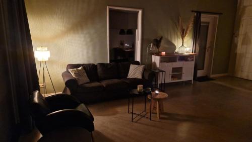 De Heurne House | Guest Rated: De Varkensstal with Oceanfront Views