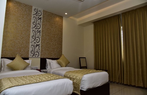 Brookefield Hotel | Discover De Venetian by TGI: Family-Friendly & Accessible