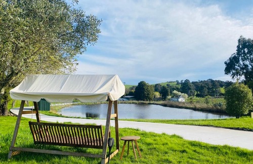 Dixons Creek Cabin | Discover De'Vine Escape: Family-Friendly & Accessible Retreat