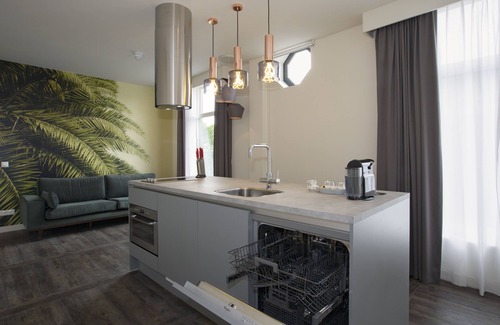 Centrum Apartment | Discover De With Studio's: Rated 9/10 with Spa & Kitchen