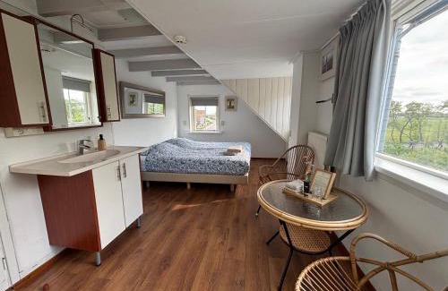 Midsland House | Ocean View Retreat at De Witte Handt - Family-Friendly Stay