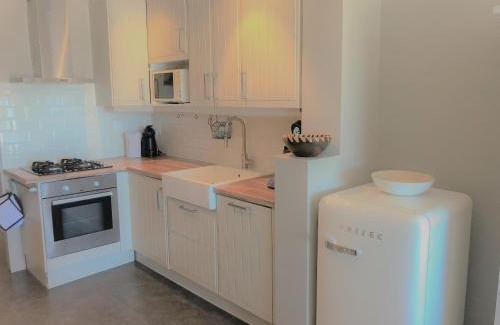 Wenduine Apartment | Exquisite De Zandkorrel: Breathtaking Seaview Awaits