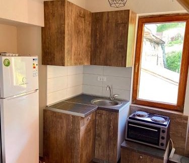 North Macedonia Apartment | Inviting DEA's Apartment: Hot Tub & Breakfast Included