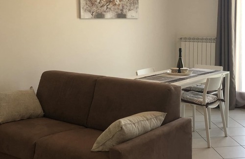 Mirano Apartment | Ideal Deà Suite Apt: Family-Friendly Stay in Venetian Hinterland