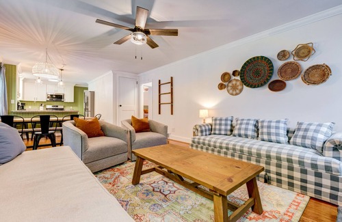 Winston - Salem House | Prime Location: Deacon Stays at The Idlewilde near WFU