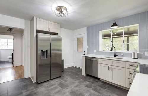 Winston - Salem House | Deacon Stays: The Polo - Walk to Wake Forest University