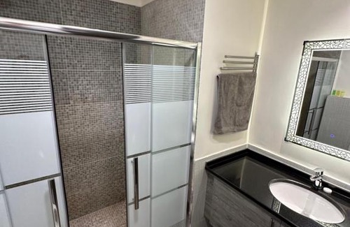 Sweimeh Apartment | Elite Apartment at Samara Resort with Ocean View & Pool