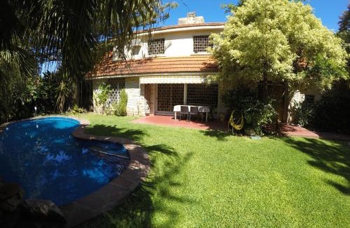 Martinez Bed & Breakfast | Relax at Deaf Twins Bed & Breakfast with Oceanfront Views