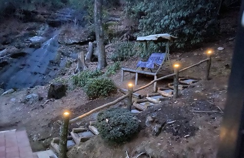 Glenville Cabin | Enchanting Log Cabin with Hot Tub & Mountain View Retreat