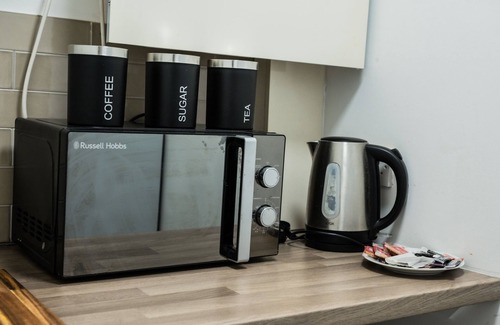 Kirkheaton Apartment | Budget-Friendly Dealhouse Apartments 11 for Family Stays