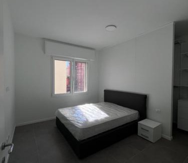 Fidenza Hotel | Comfortable Stay at Dealuna Motel with Pet-Friendly Perks
